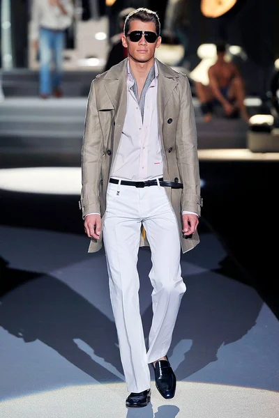 Look 5